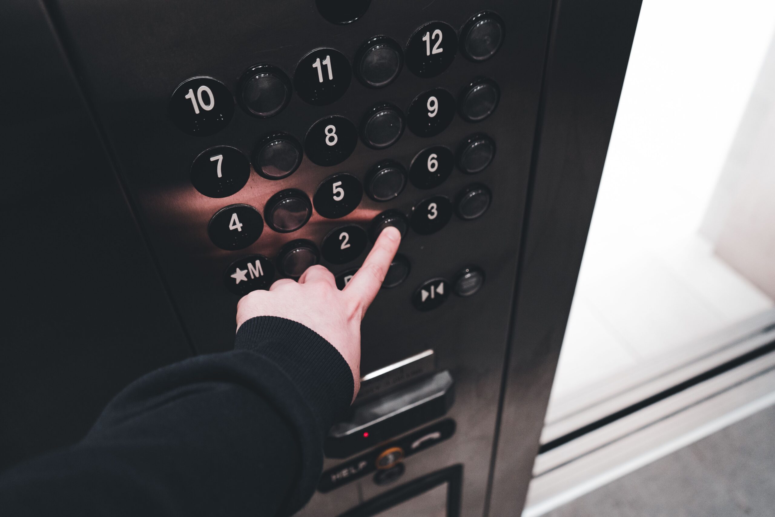 24 Hour Elevator Repair Dubai